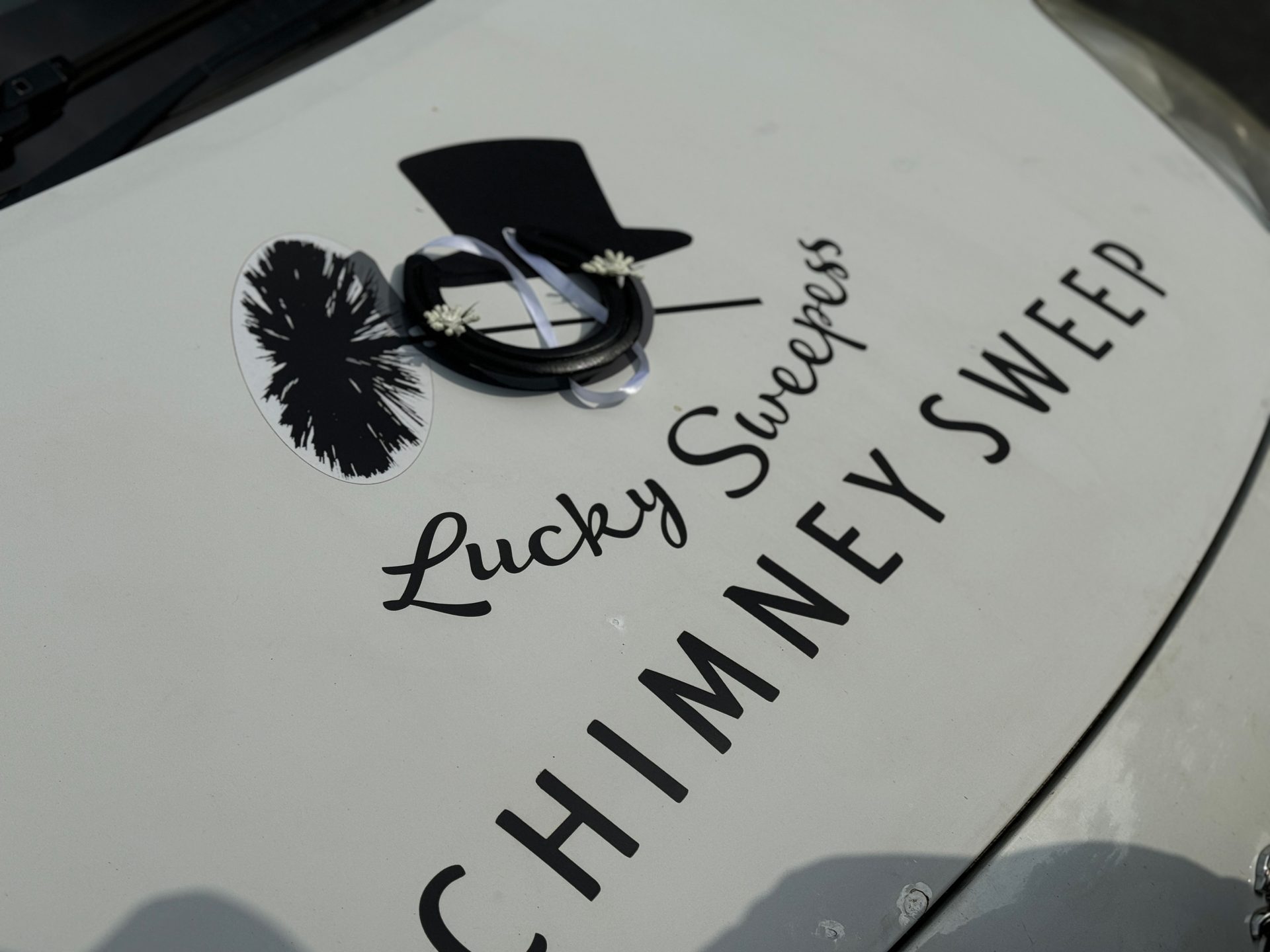 Lucky Sweepess Logo